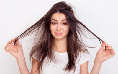 Wypadanie włosów po zimie – kiedy powinno nas niepokoić?