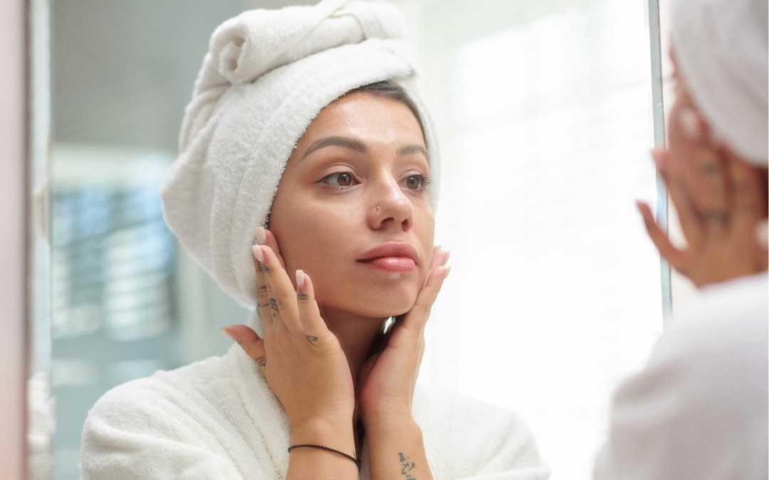 Oczyszczanie skóry w 2 krokach – dlaczego jest skuteczniejsze?